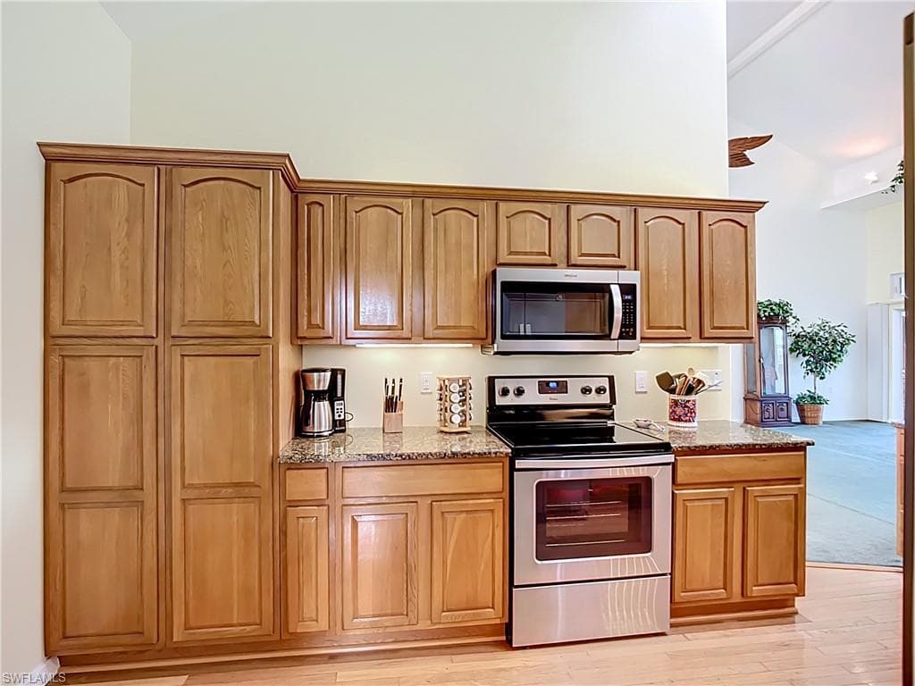 4353 Hidden River RD, SARASOTA FL 34240-7