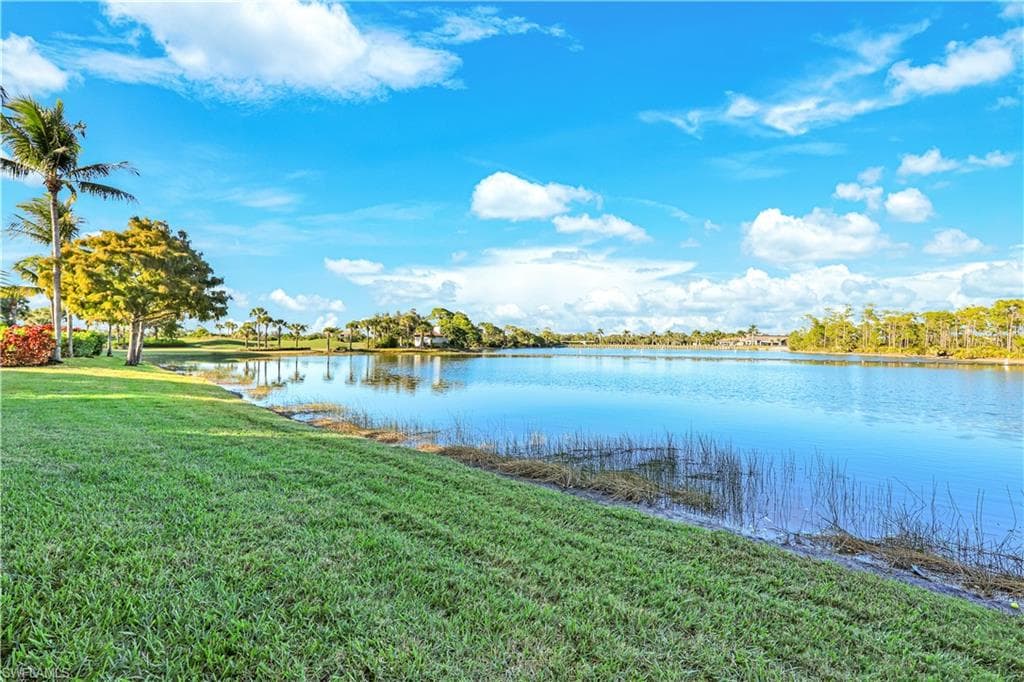 4650 Turnberry Lake DR # 102, ESTERO FL 33928-2