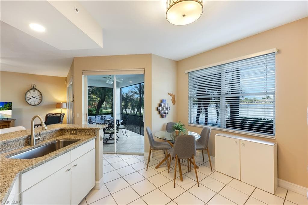 4650 Turnberry Lake DR # 102, ESTERO FL 33928-8