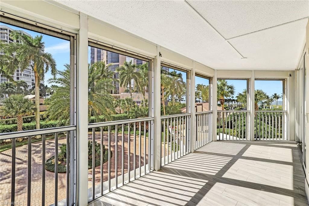 4401 Gulf Shore BLVD N # C205, NAPLES FL 34103-22