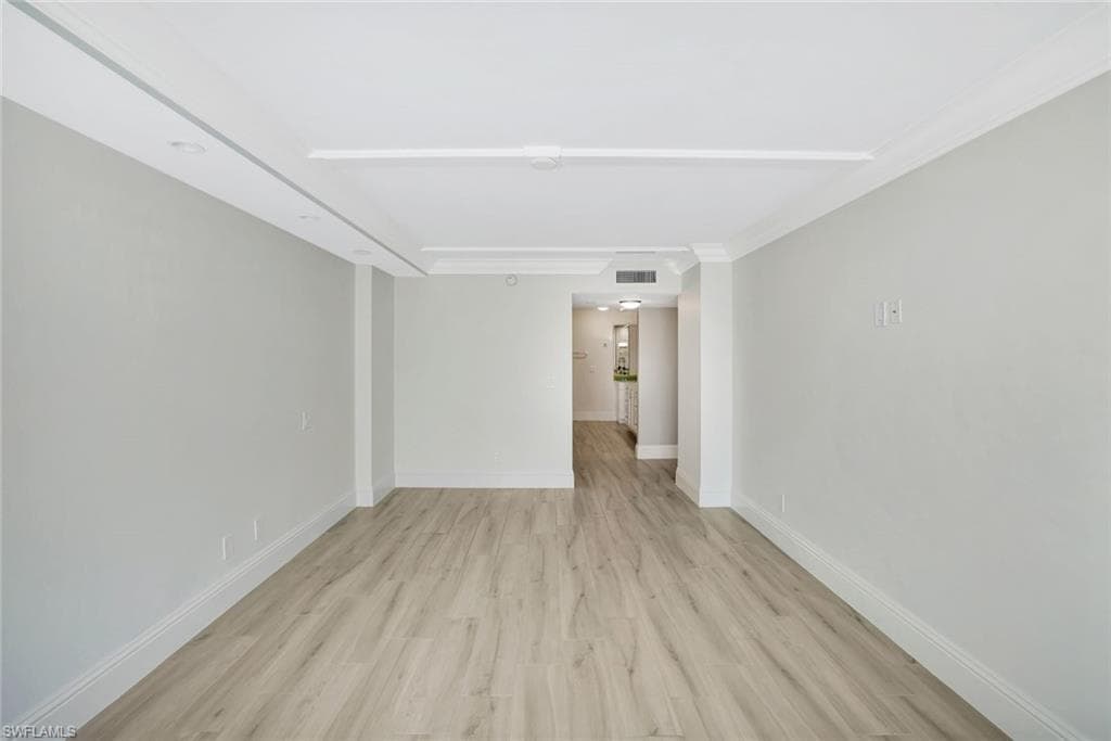 4401 Gulf Shore BLVD N # C205, NAPLES FL 34103-11