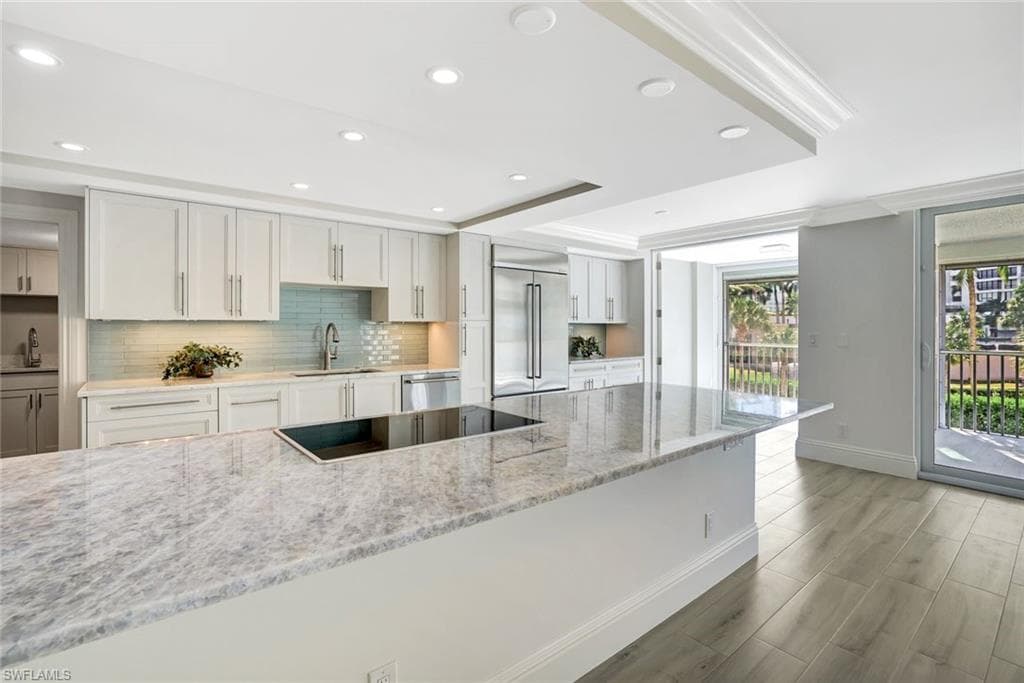 4401 Gulf Shore BLVD N # C205, NAPLES FL 34103-6