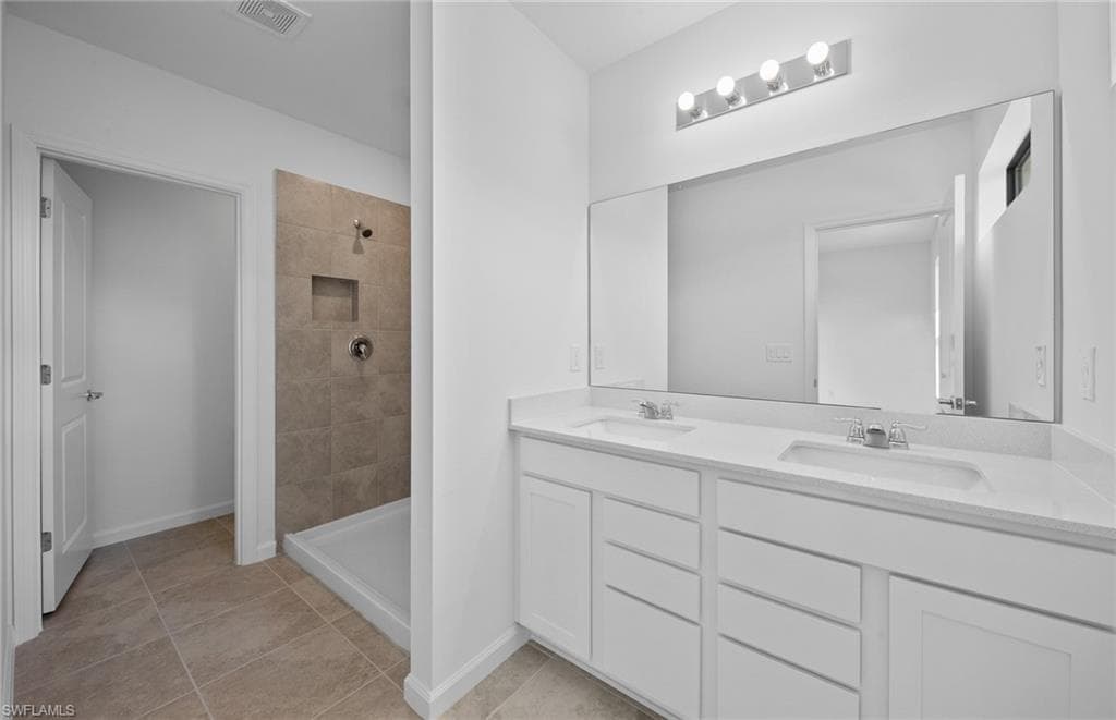 1652 Lake Jessup CIR, CAPE CORAL FL 33909-13