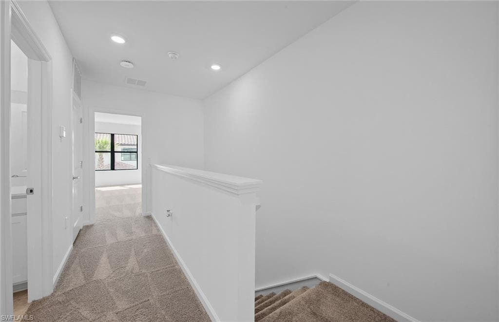 1648 Lake Jessup CIR, CAPE CORAL FL 33909-11