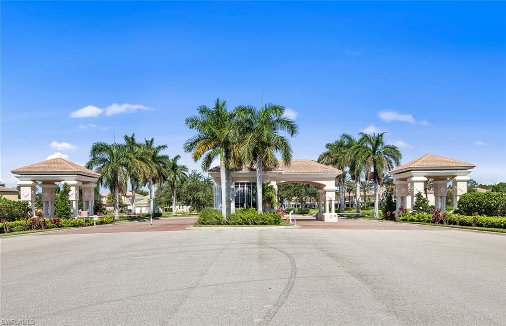 1648 Lake Jessup CIR, CAPE CORAL FL 33909-24