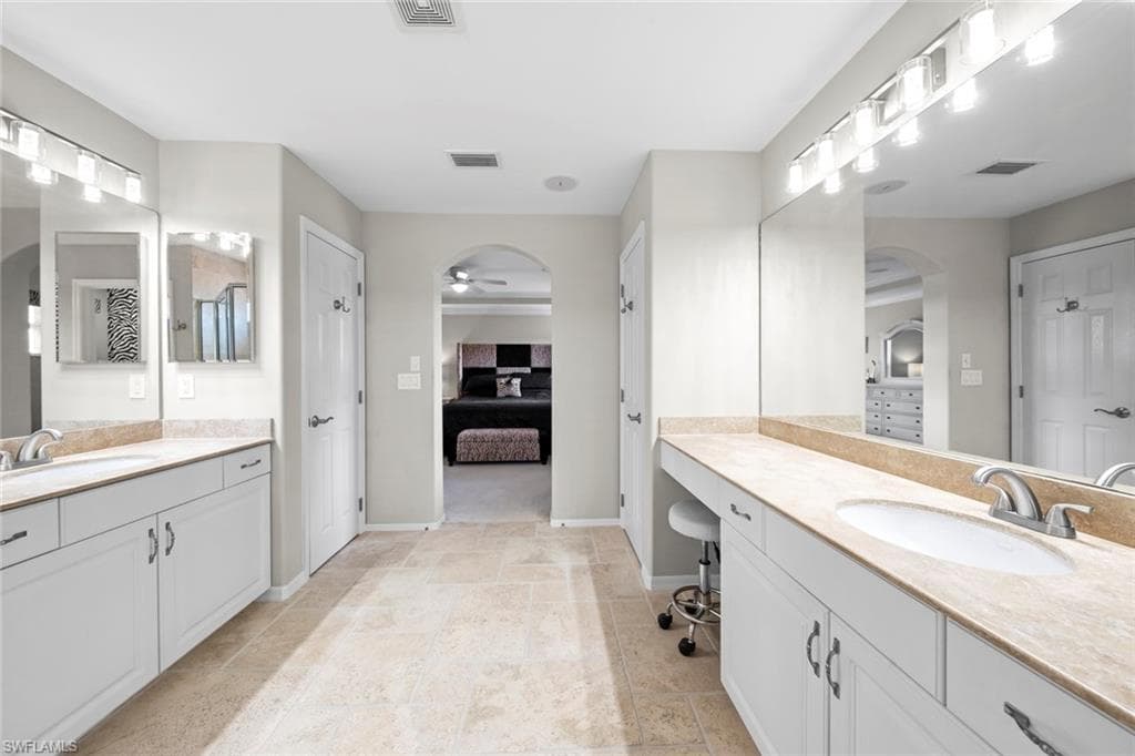 9409 La Bianco ST, ESTERO FL 33967-29