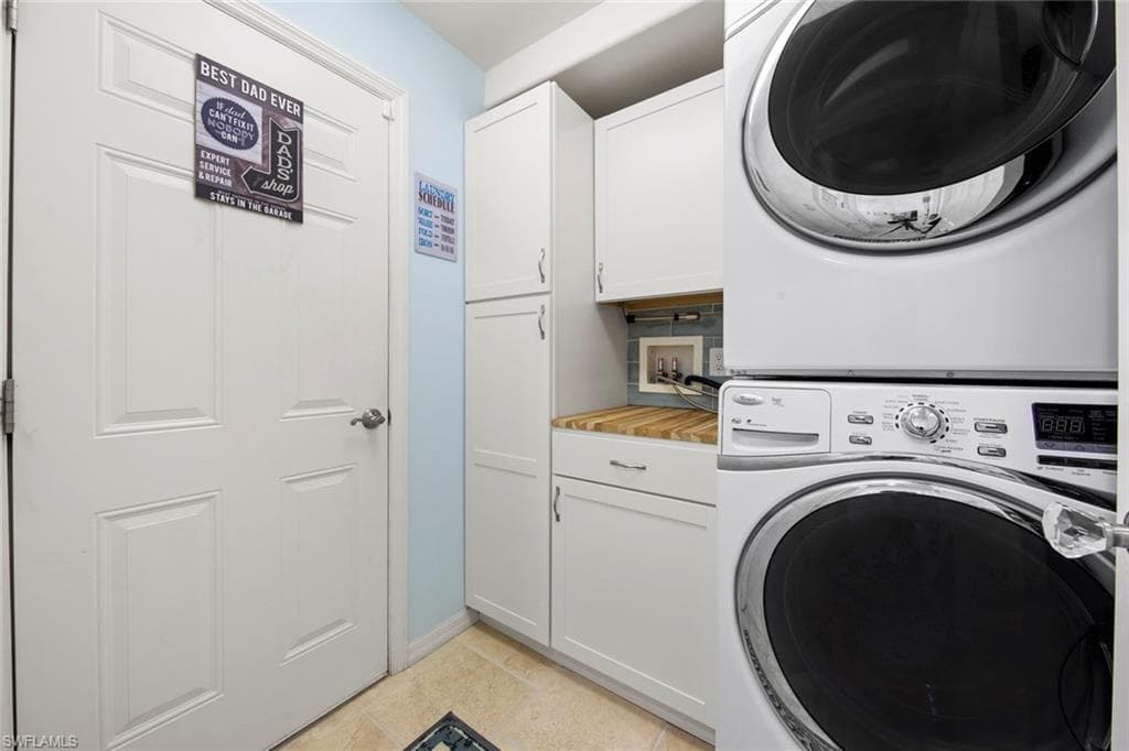 9409 La Bianco ST, ESTERO FL 33967-39