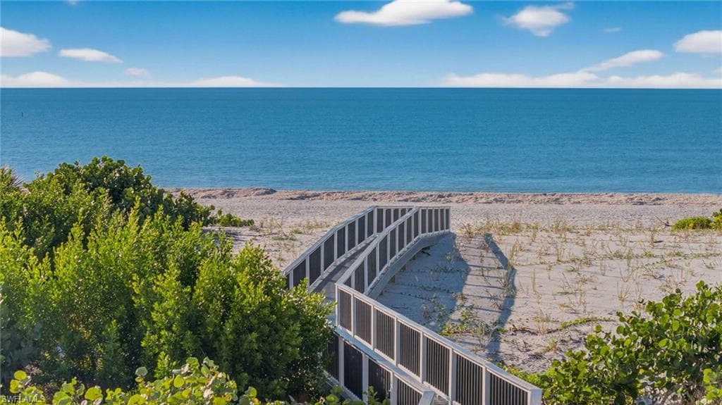 2549 W Gulf DR # 206, SANIBEL FL 33957-42