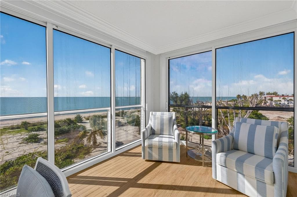 2549 W Gulf DR # 206, SANIBEL FL 33957-23
