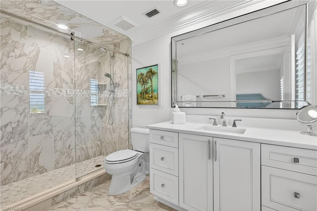 2549 W Gulf DR # 206, SANIBEL FL 33957-33