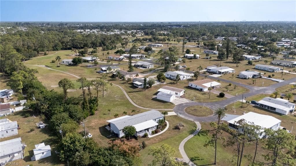 19440 Pony LN, NORTH FORT MYERS FL 33903-29