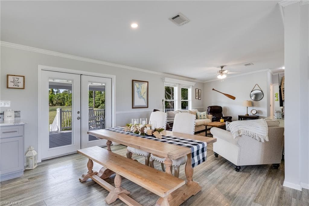 19440 Pony LN, NORTH FORT MYERS FL 33903-16