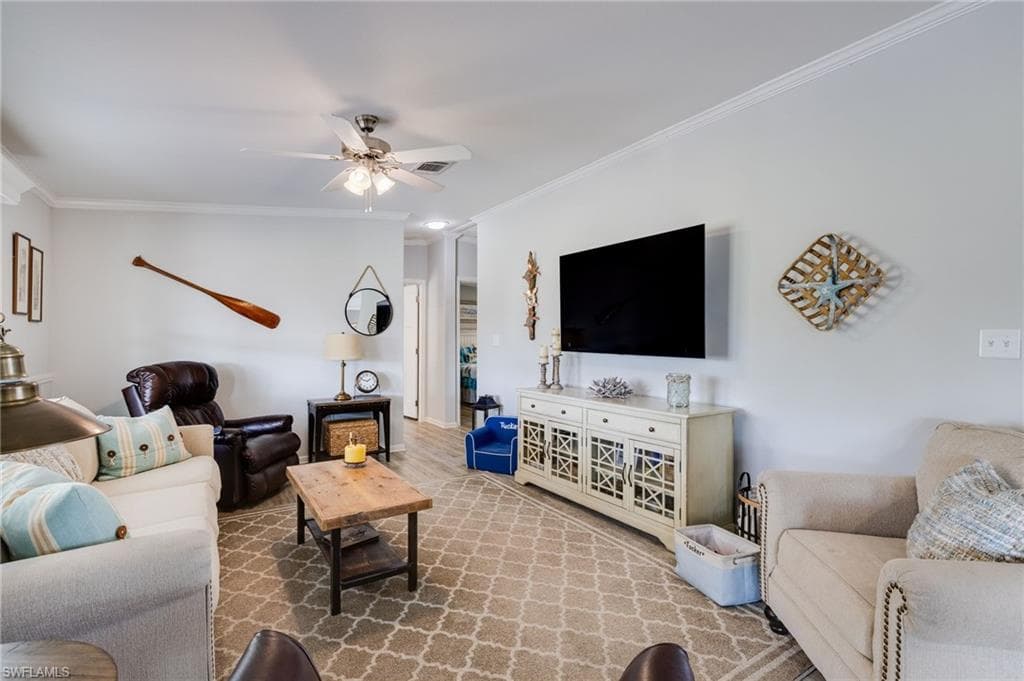 19440 Pony LN, NORTH FORT MYERS FL 33903-17
