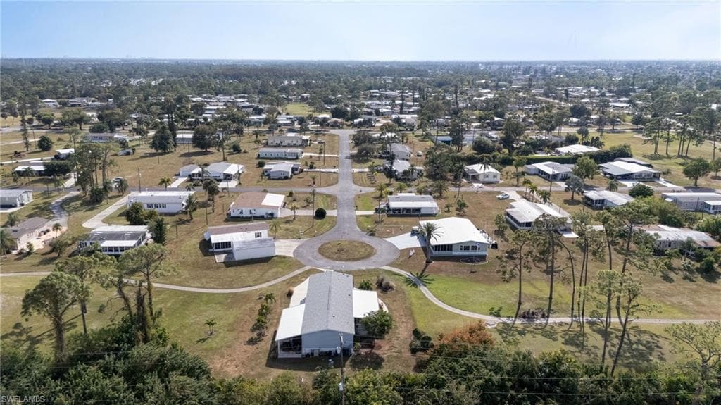 19440 Pony LN, NORTH FORT MYERS FL 33903-27