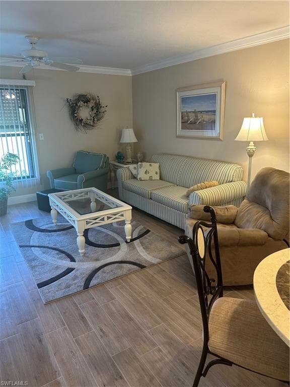 5770 Trailwinds DR # 211, FORT MYERS FL 33907-3