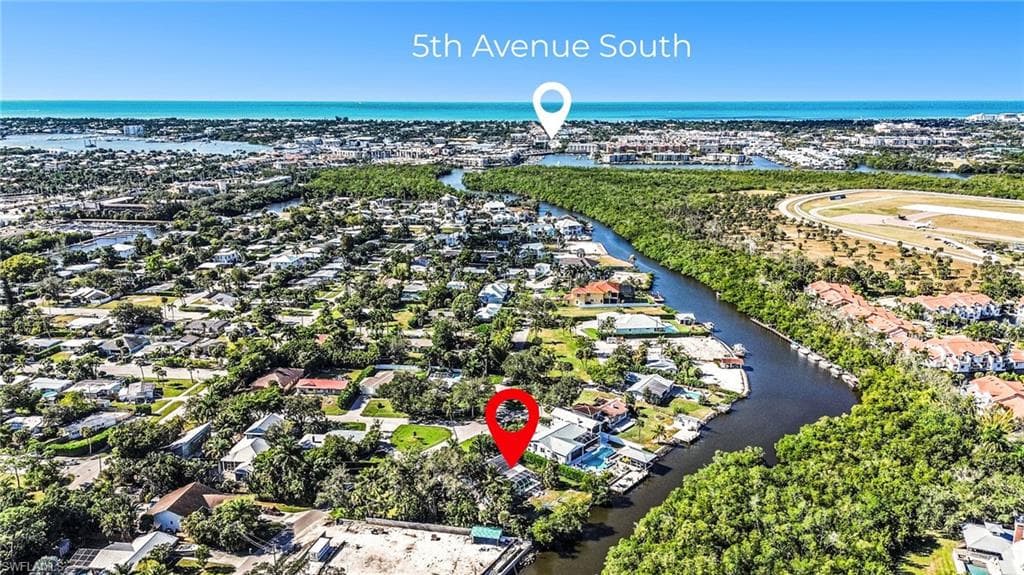 2347 Harbor RD, NAPLES FL 34104-2