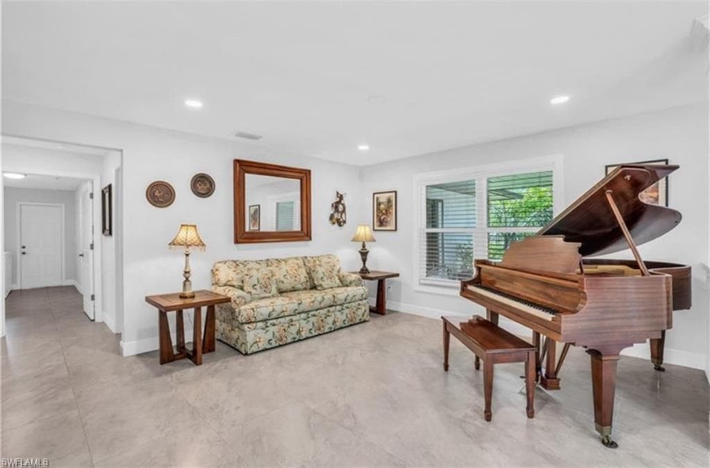 3644 Putter Point LN, FORT MYERS FL 33919-13