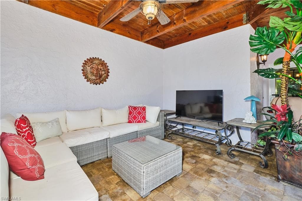 3644 Putter Point LN, FORT MYERS FL 33919-42