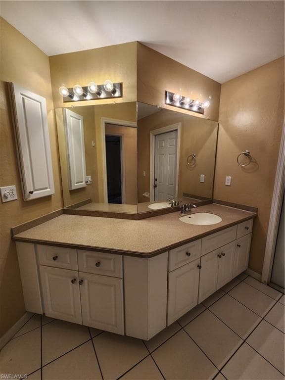 12796 Vista Pine CIR, FORT MYERS FL 33913-15