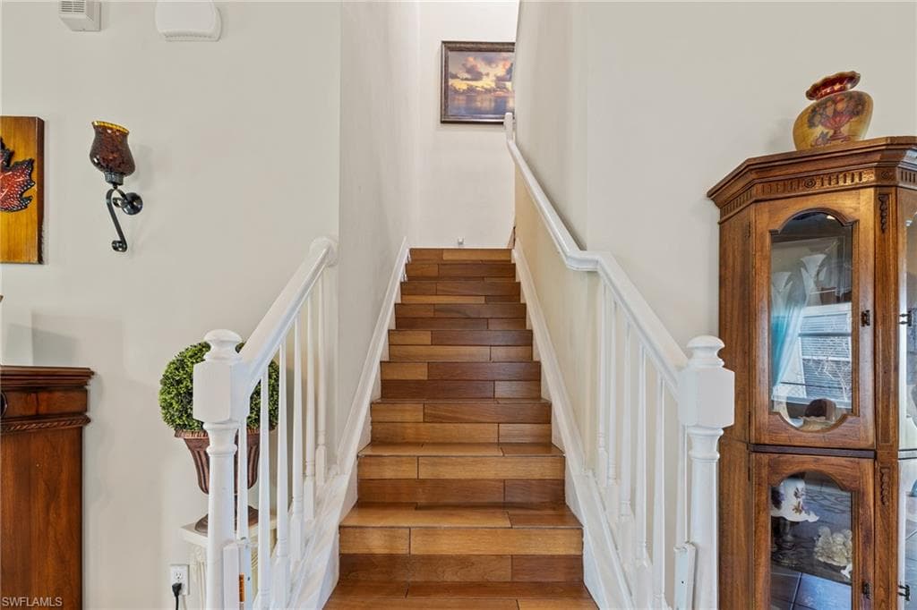 8657 Sumner AVE, FORT MYERS FL 33908-11