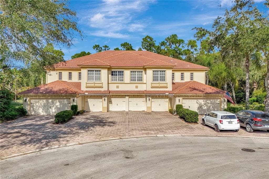 26401 Lucky Stone RD # 102, BONITA SPRINGS FL 34135-32