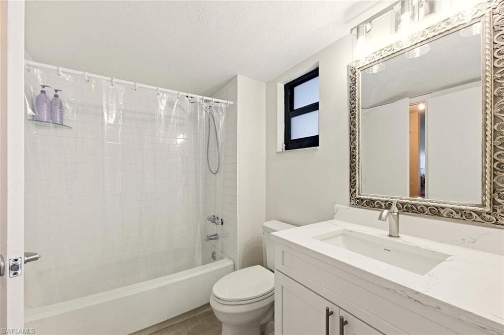 1012 Anglers CV # D304, MARCO ISLAND FL 34145-18