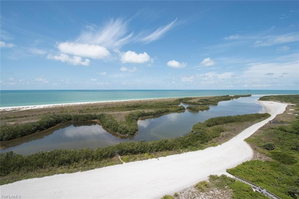 1012 Anglers CV # D304, MARCO ISLAND FL 34145-28