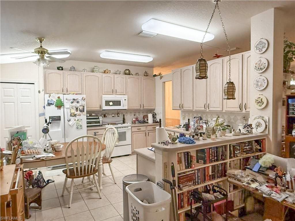 7442 Meldin CT, NAPLES FL 34104-10