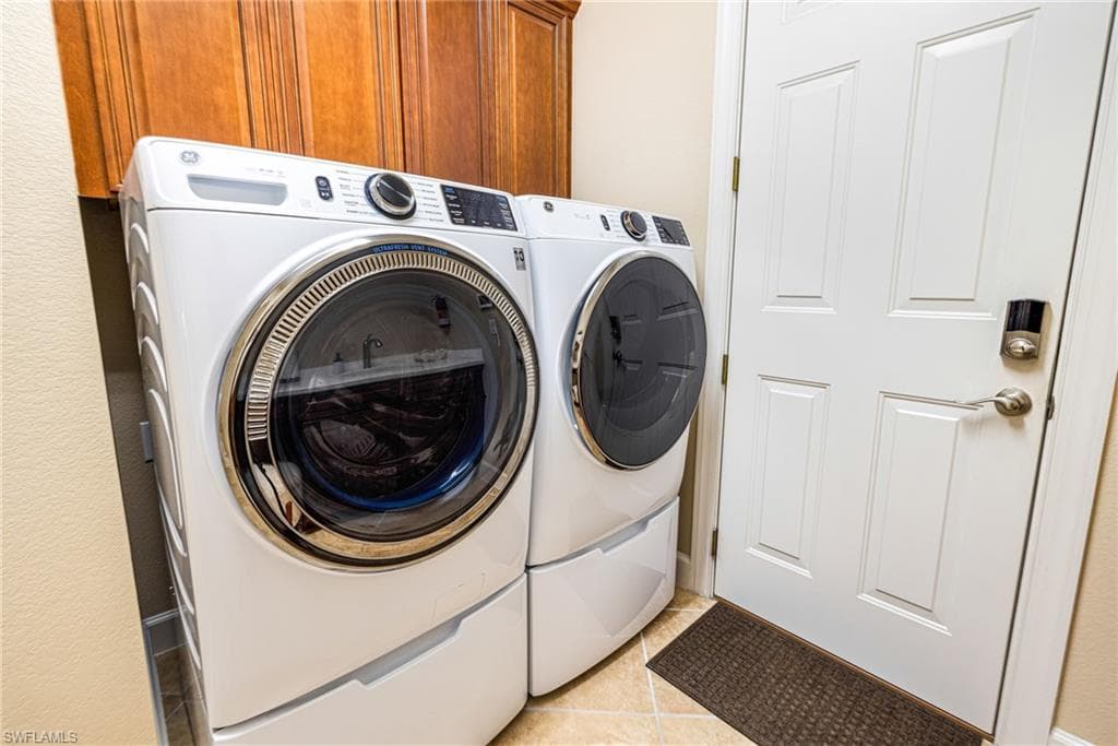 5710 Whispering Willow WAY, FORT MYERS FL 33908-28