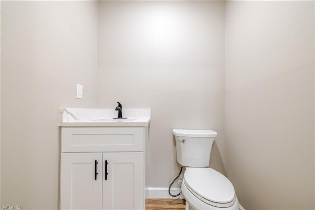 14502 Riverside DR, FORT MYERS FL 33905-15