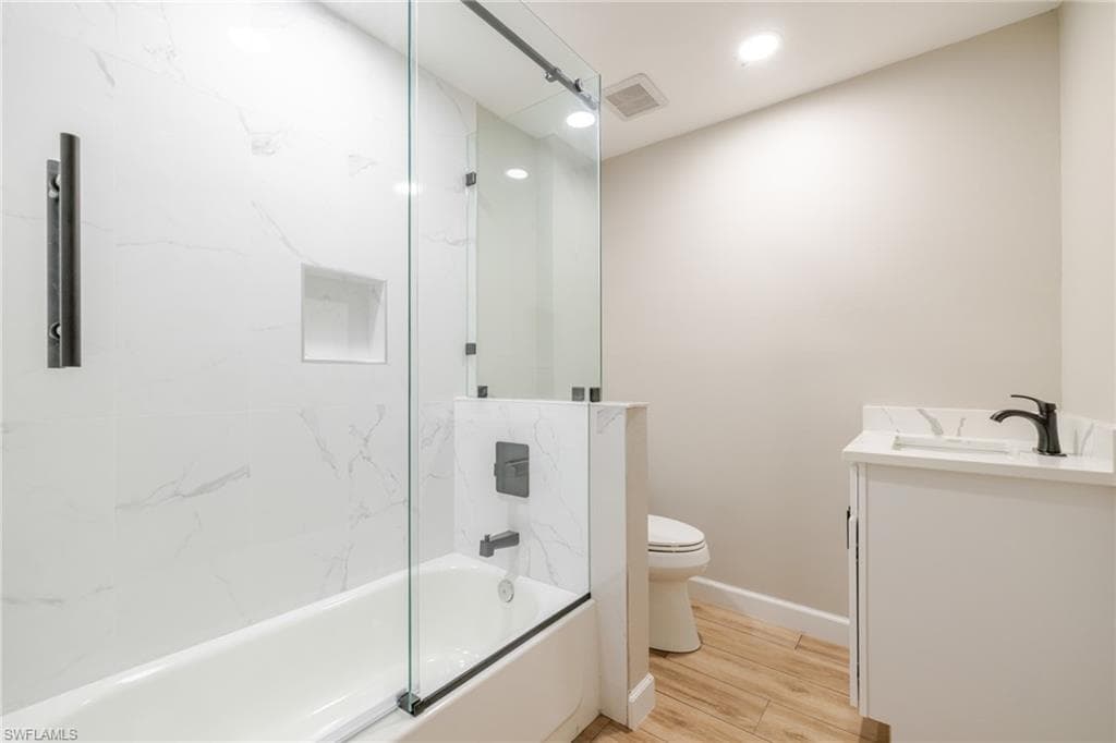 14502 Riverside DR, FORT MYERS FL 33905-18