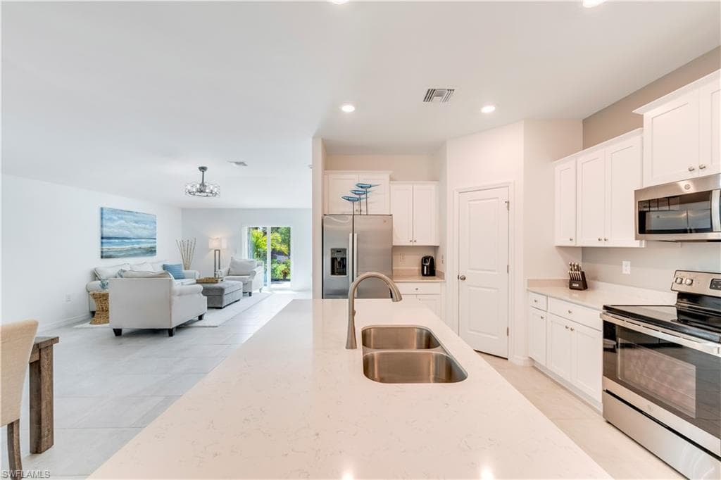 3801 Treasure Oak WAY, FORT MYERS FL 33905-12