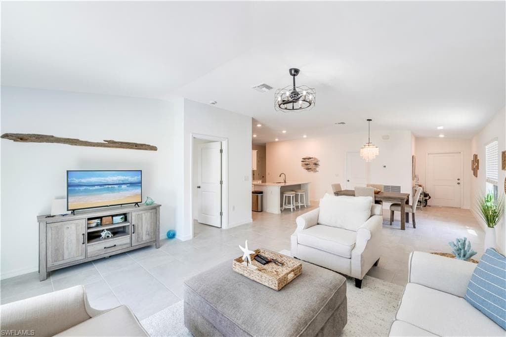 3801 Treasure Oak WAY, FORT MYERS FL 33905-18