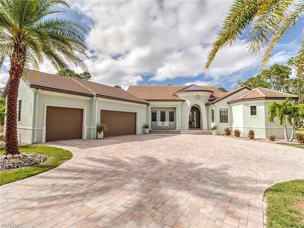 24344 Dietz DR, BONITA SPRINGS FL 34135-1