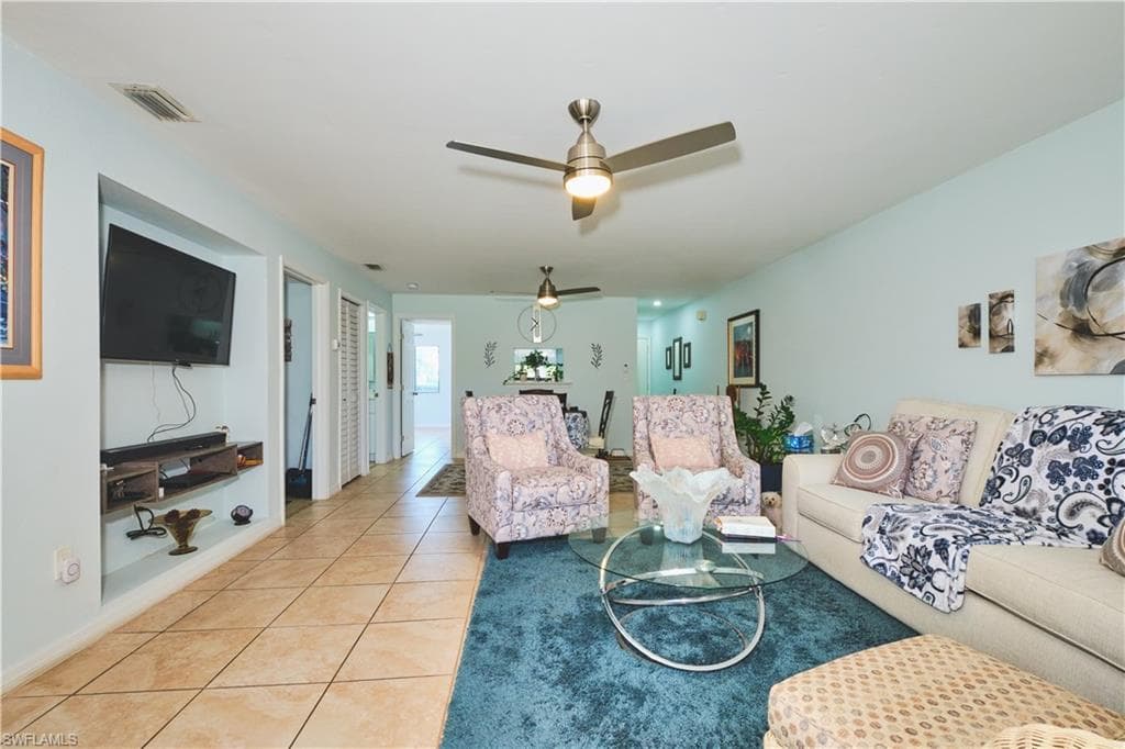 1051 Palm AVE # 117, NORTH FORT MYERS FL 33903-16
