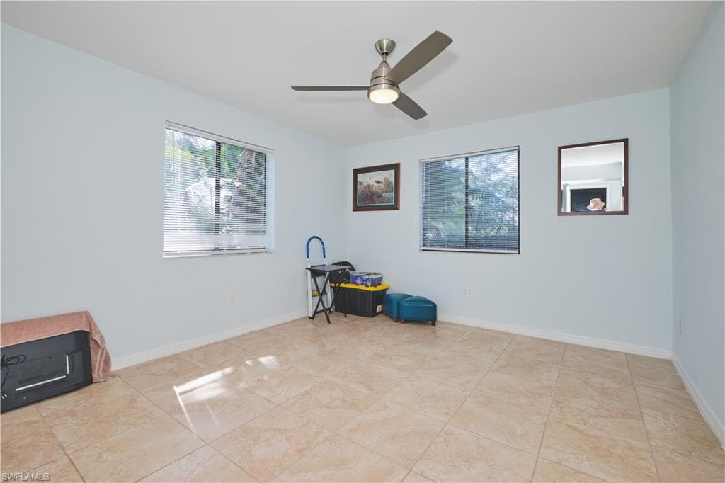 1051 Palm AVE # 117, NORTH FORT MYERS FL 33903-23
