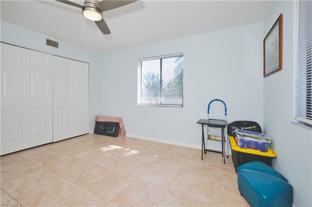1051 Palm AVE # 117, NORTH FORT MYERS FL 33903-24
