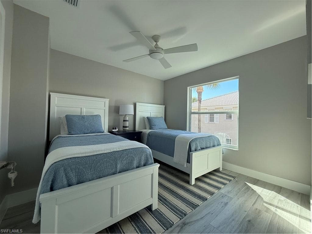 834 Gulf Pavilion DR # 204, NAPLES FL 34108-26