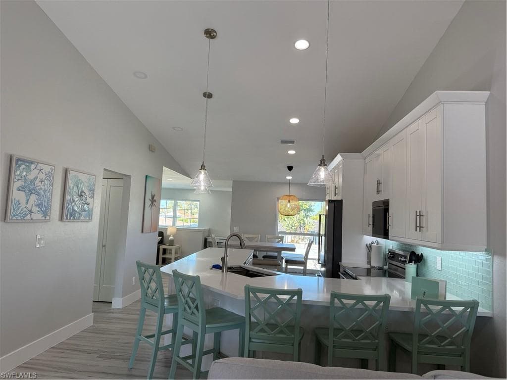 834 Gulf Pavilion DR # 204, NAPLES FL 34108-12