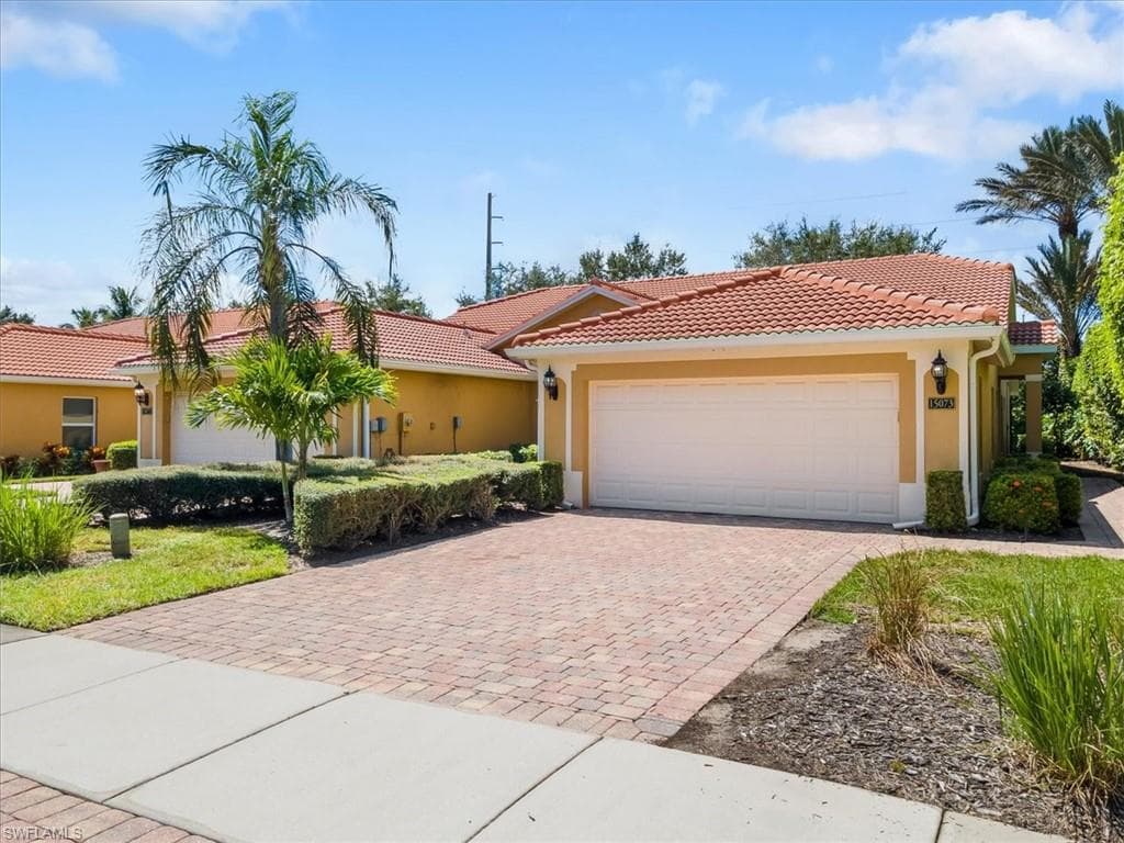 15073 Cortona WAY, NAPLES FL 34120-2