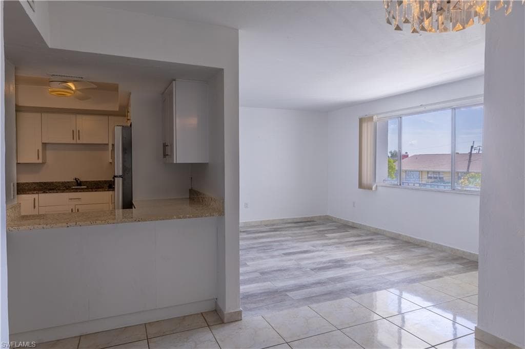 4906 Victoria DR # 313, CAPE CORAL FL 33904-8