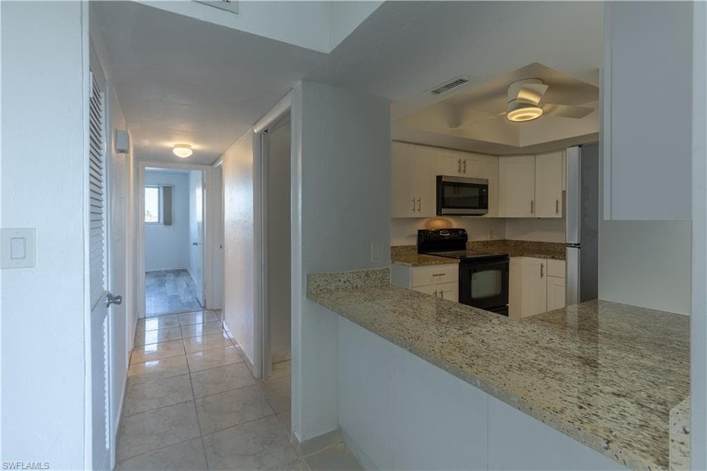 4906 Victoria DR # 313, CAPE CORAL FL 33904-9