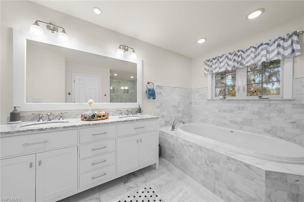 2596 Roosevelt PL, SANIBEL FL 33957-22