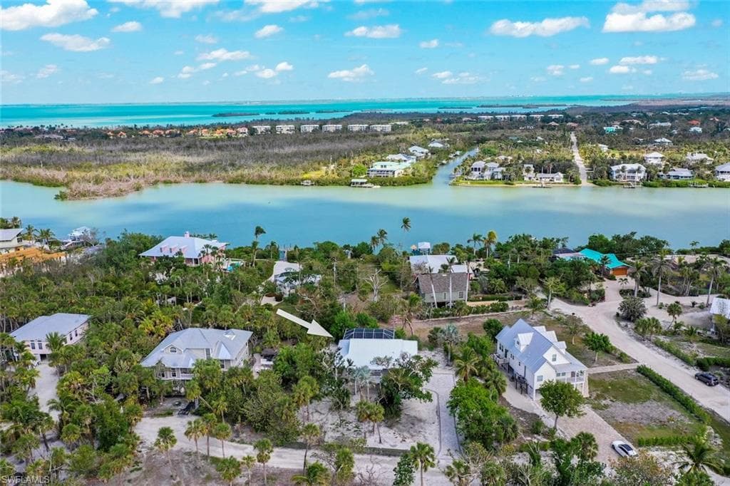 2596 Roosevelt PL, SANIBEL FL 33957-1