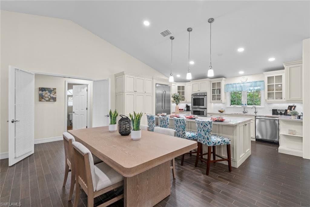 2596 Roosevelt PL, SANIBEL FL 33957-11