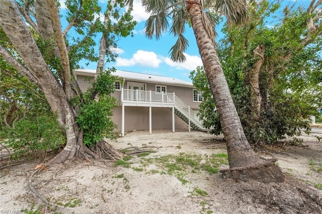 2596 Roosevelt PL, SANIBEL FL 33957-38