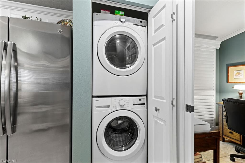 8528 Pepperwood DR, ESTERO FL 33928-10