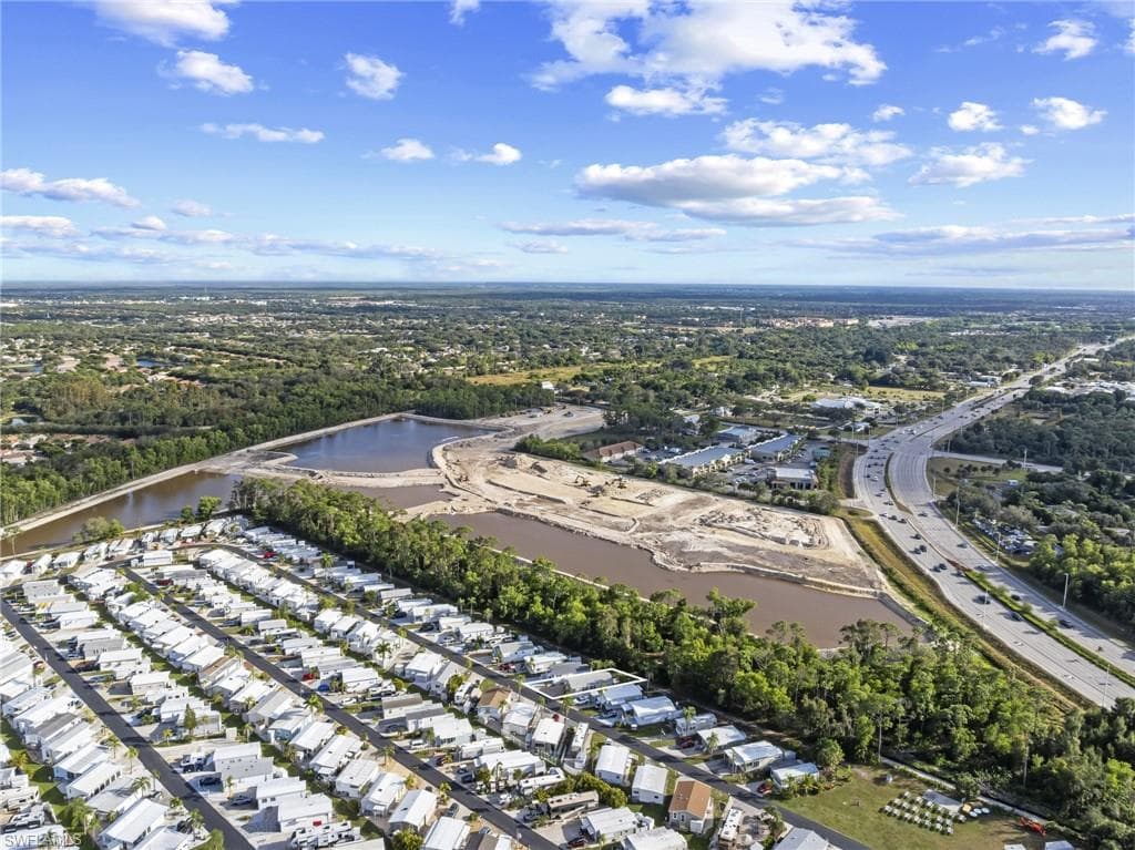 8528 Pepperwood DR, ESTERO FL 33928-28