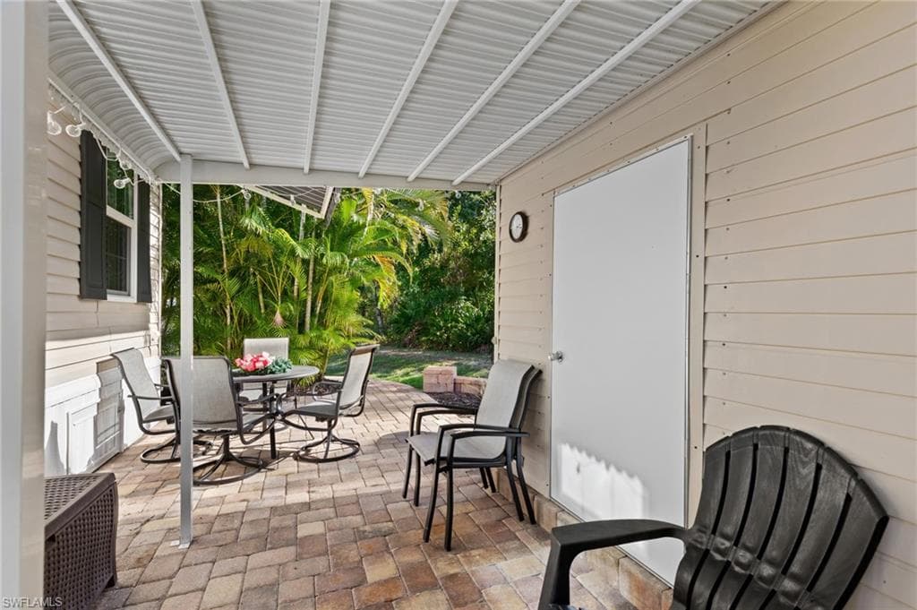 8528 Pepperwood DR, ESTERO FL 33928-20