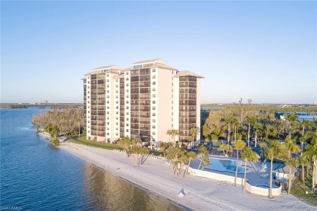 17080 Harbour Point DR # 614, FORT MYERS FL 33908-31